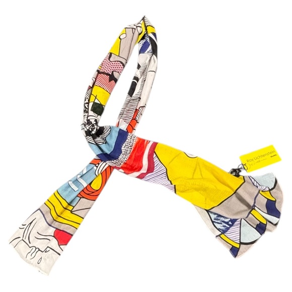 MoMA Roy Lichtenstein Scarf Green Street Mural Scarf - Picture 11 of 15